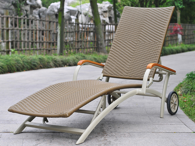 rattan lounge with wheels, outdoor relaxation daybed, poolside leisure sunbed YQ-RB-404